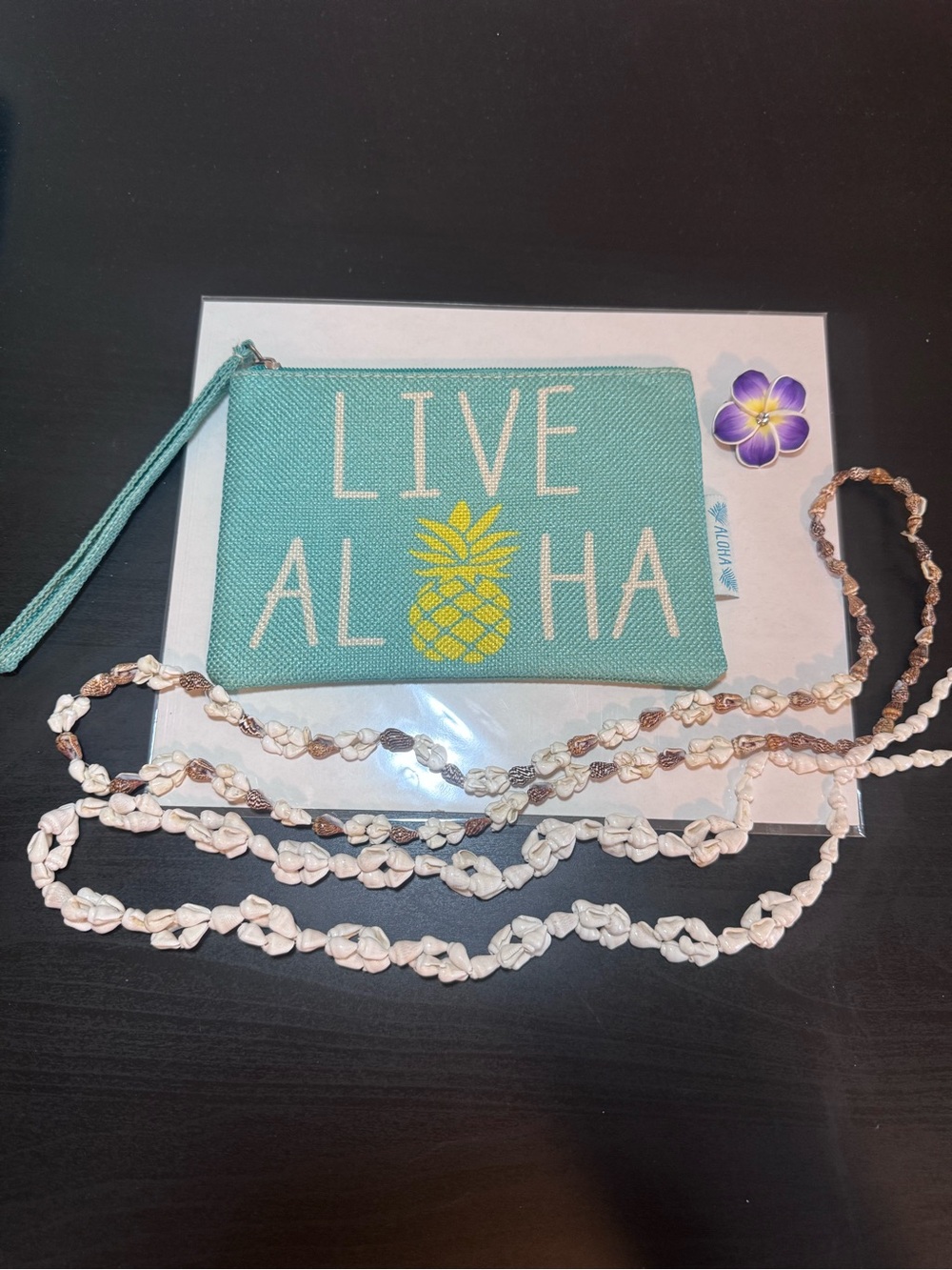 Live Aloha Pineapple Zip Pouch - Aqua.   Includes one hair clip and two necklace